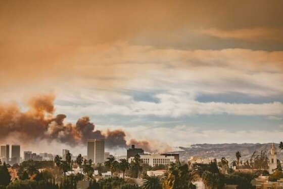 View of the Eaton fire from Koreatown, Los Angeles